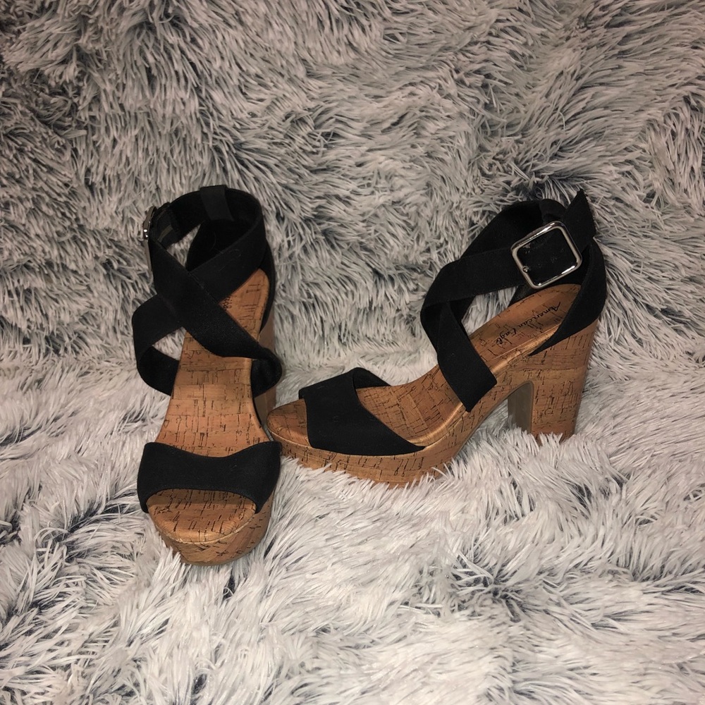 American Eagle Heeled Sandals